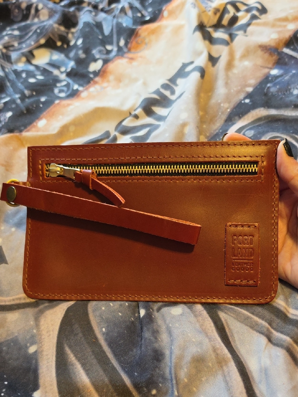 Portland Leather Goods Leather Zip Wristlet (ADRIANA) In Madrone